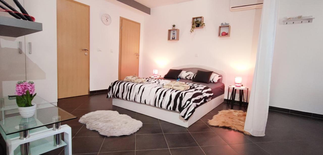 Apartments Trabakul Trogir Exterior foto